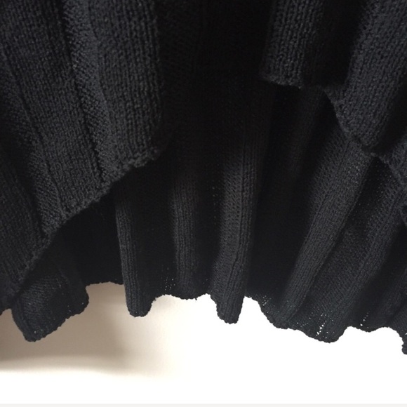 Slouchy Ribbed Sweater - Picture 6 of 8